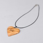 olive wood love heart pendant by unique-touches 05